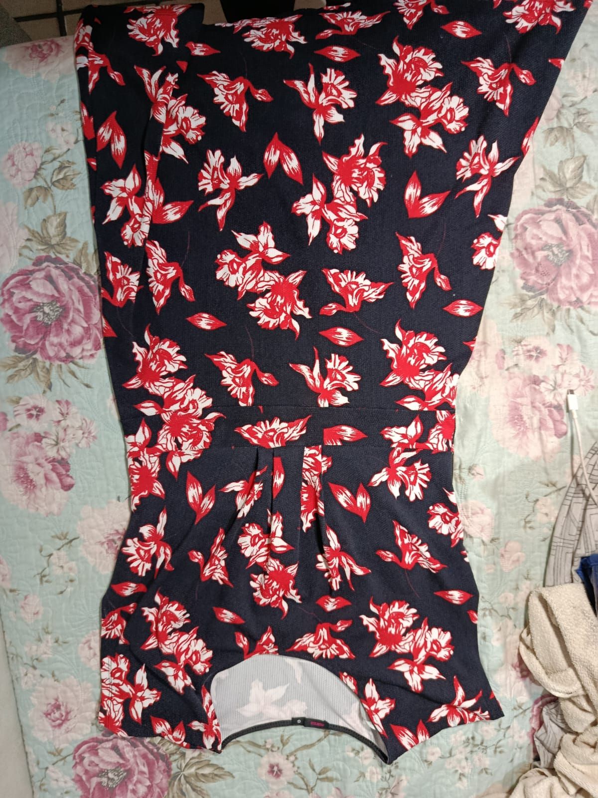 Vendo vestido em excelente estado de conservação