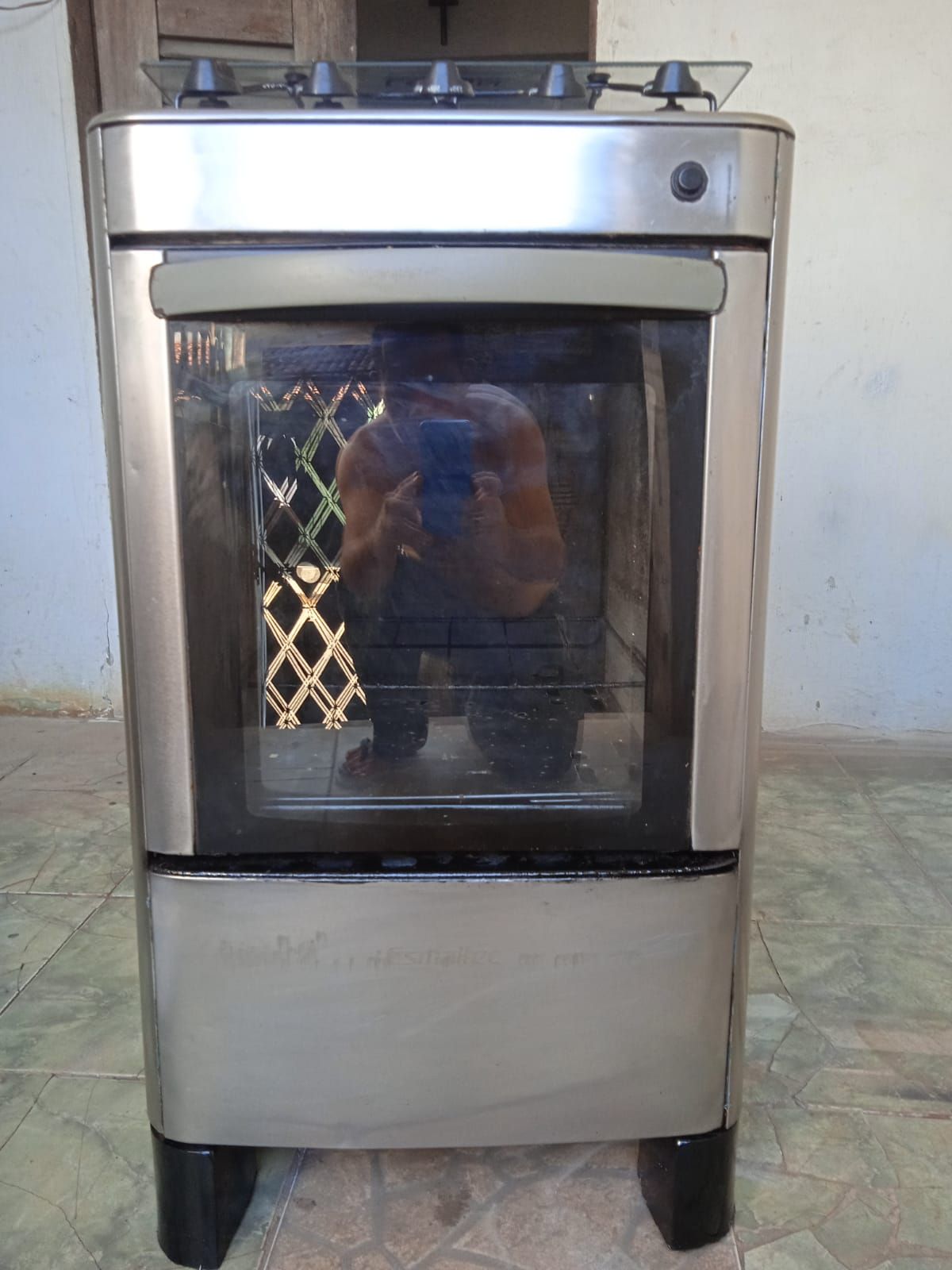 Fogão 4 bocas Esmaltec bem conservado e funcionando perfeito