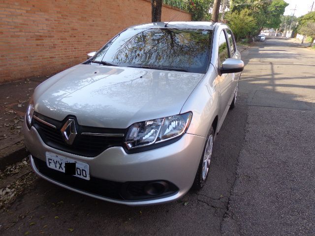 Sandero 2015 bem conservado Flex 4P Manual